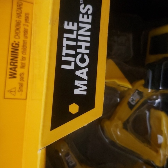 CAT little machines construction toy new unisex ages 3+ small parts cho… - Picture 4 of 5